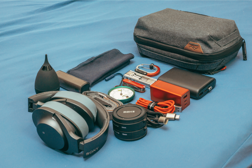 tech accessories for men